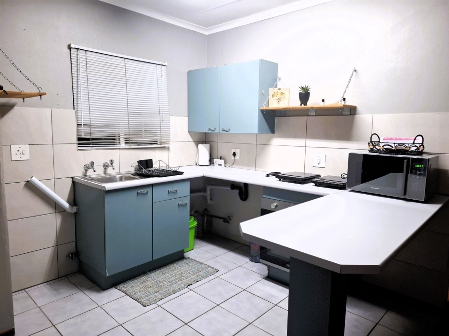 To Let 2 Bedroom Property for Rent in Monument Park Gauteng
