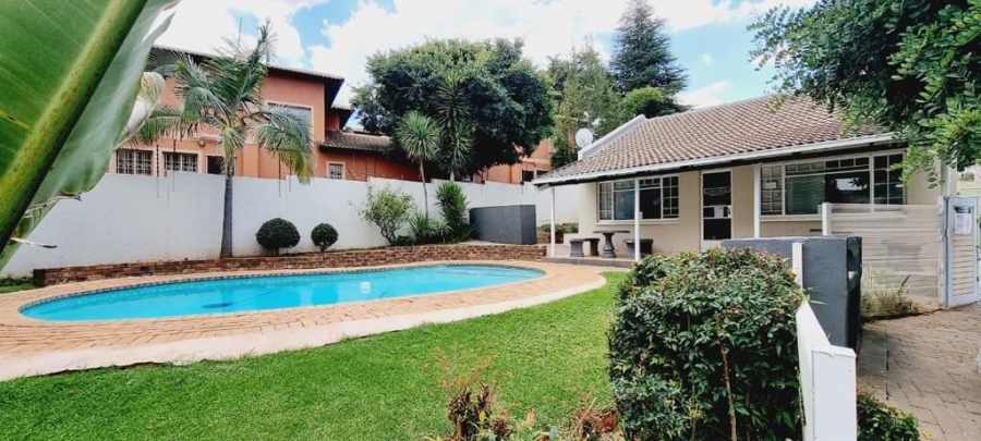 To Let 2 Bedroom Property for Rent in Monument Park Gauteng