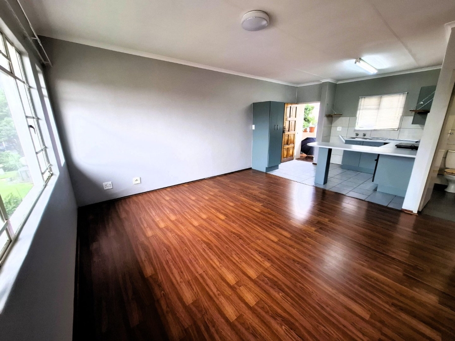 To Let 2 Bedroom Property for Rent in Monument Park Gauteng