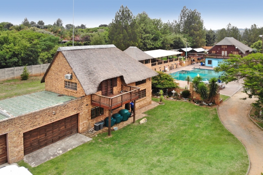  Bedroom Property for Sale in Tres Jolie Gauteng