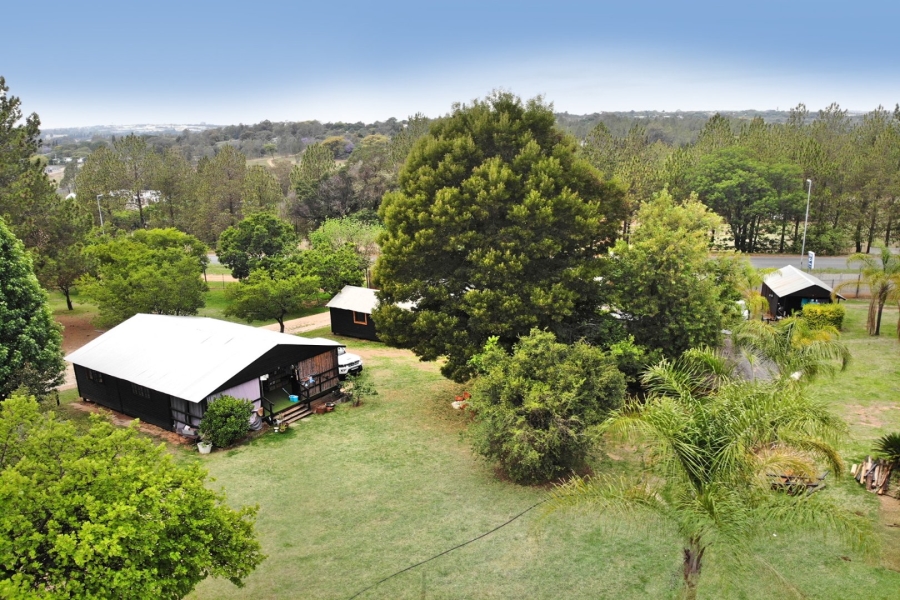  Bedroom Property for Sale in Tres Jolie Gauteng