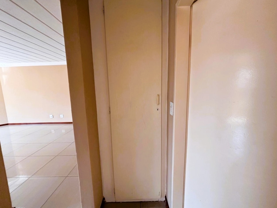  Bedroom Property for Sale in Highveld Gauteng