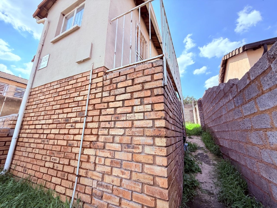 2 Bedroom Property for Sale in Naturena Gauteng