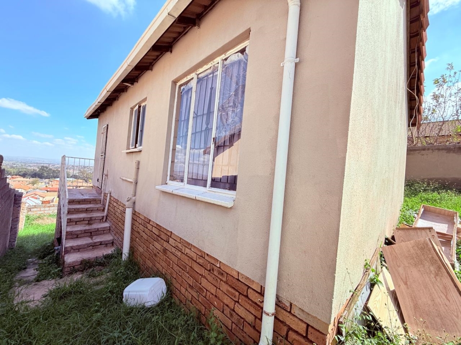 2 Bedroom Property for Sale in Naturena Gauteng
