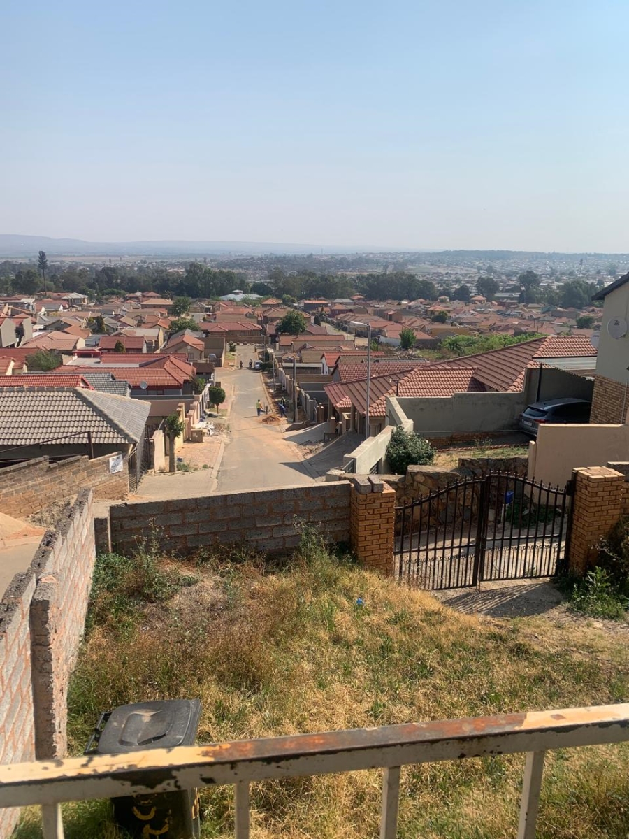 2 Bedroom Property for Sale in Naturena Gauteng