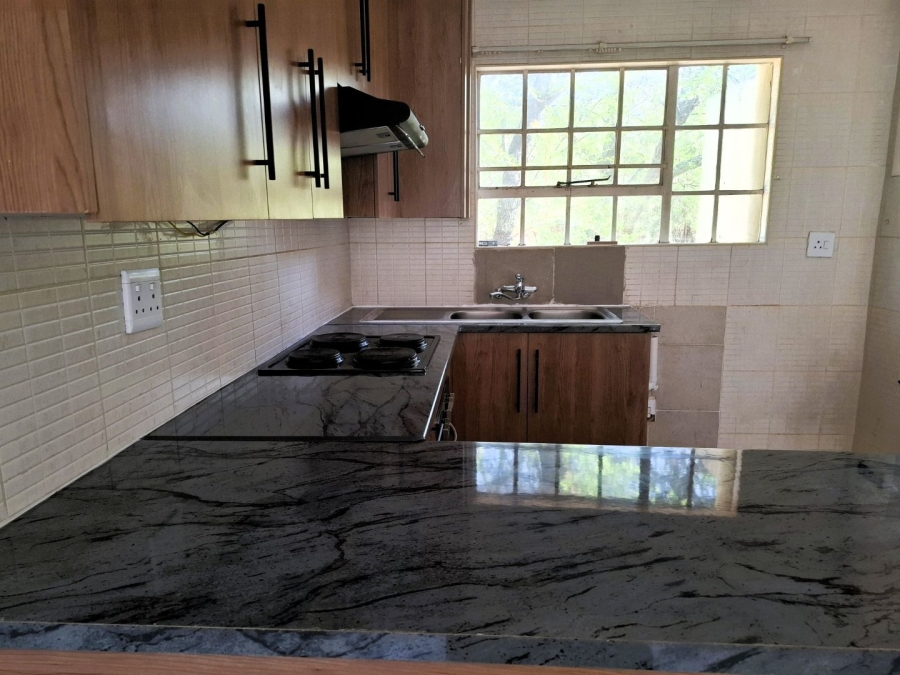 3 Bedroom Property for Sale in Faerie Glen Gauteng