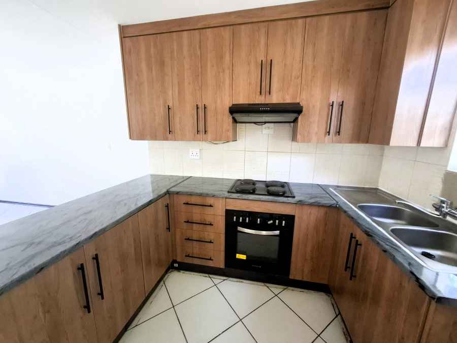 3 Bedroom Property for Sale in Faerie Glen Gauteng