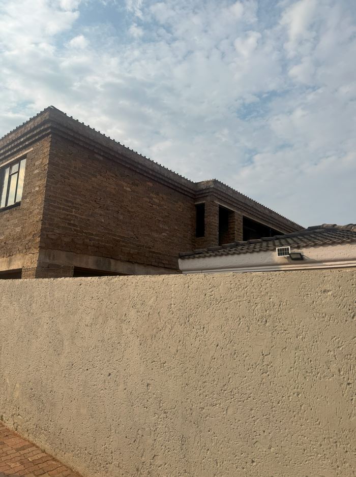8 Bedroom Property for Sale in Doornkop Gauteng