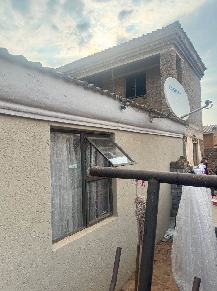 8 Bedroom Property for Sale in Doornkop Gauteng