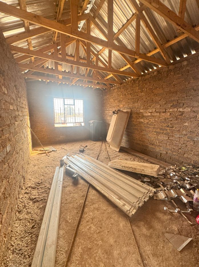 8 Bedroom Property for Sale in Doornkop Gauteng