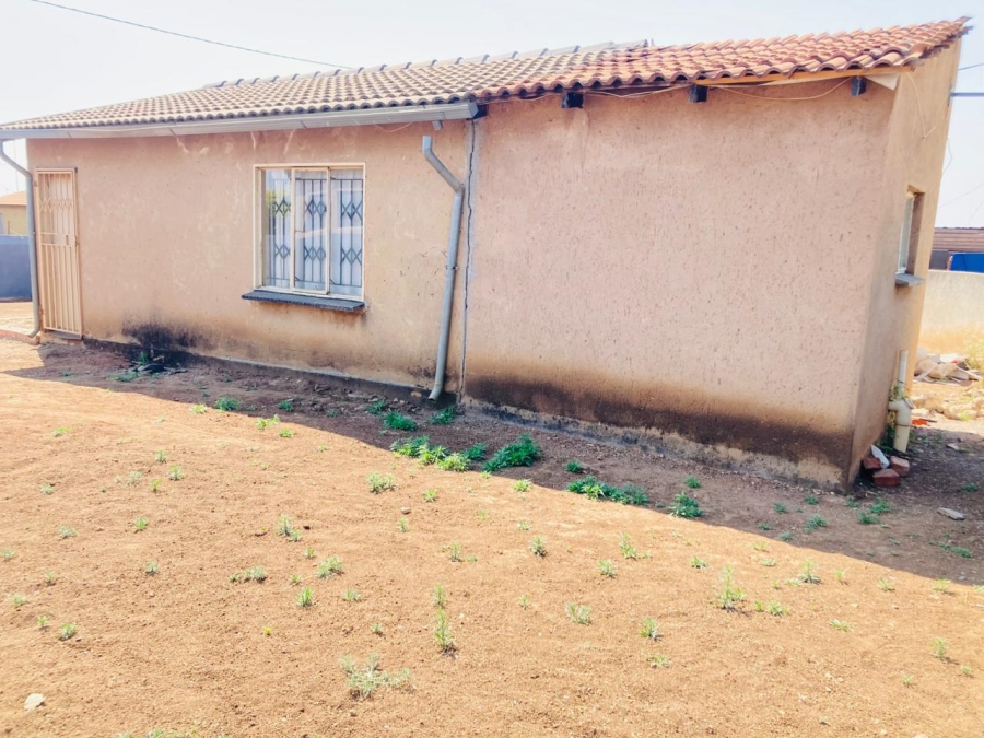 2 Bedroom Property for Sale in Soshanguve South Ext 13 Gauteng