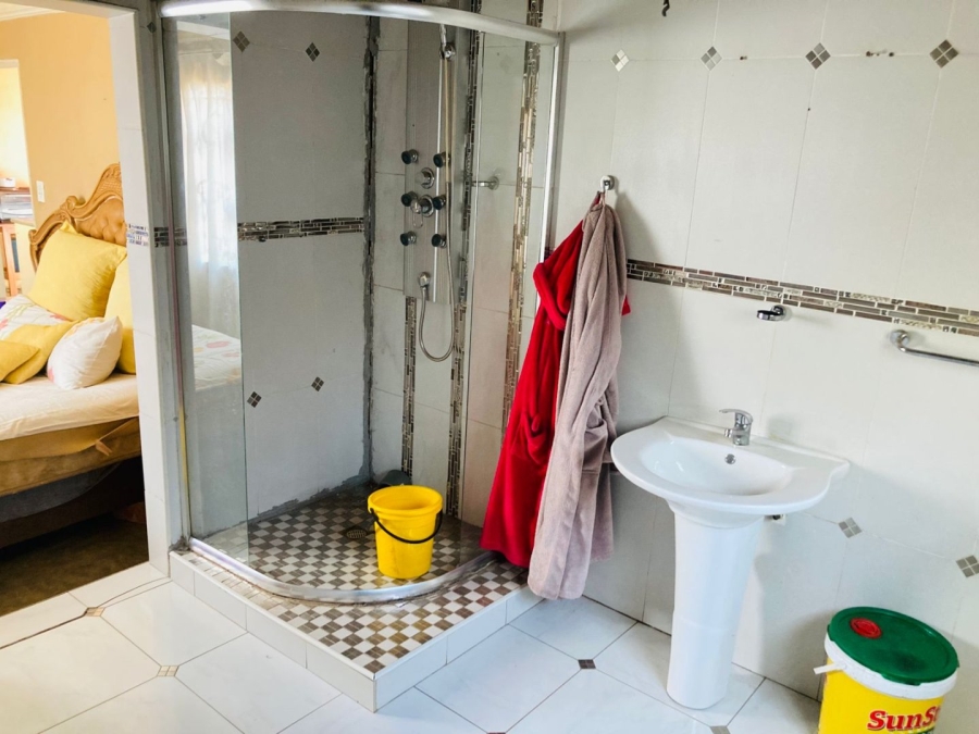 2 Bedroom Property for Sale in Soshanguve South Ext 13 Gauteng