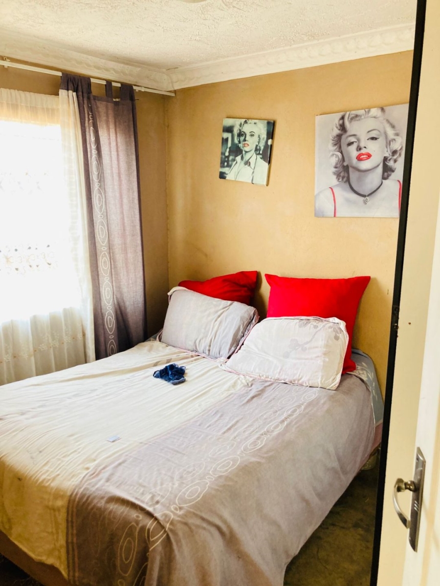 2 Bedroom Property for Sale in Soshanguve South Ext 13 Gauteng