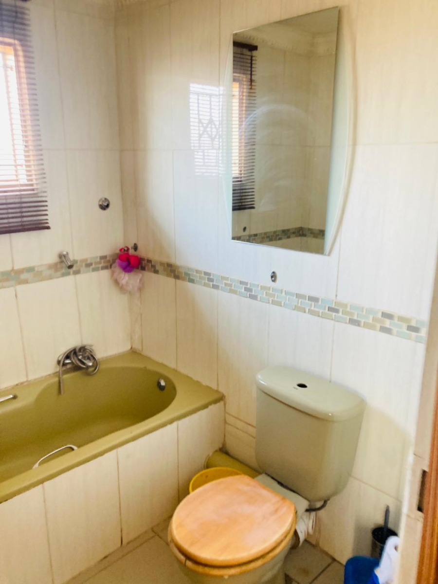 2 Bedroom Property for Sale in Soshanguve South Ext 13 Gauteng