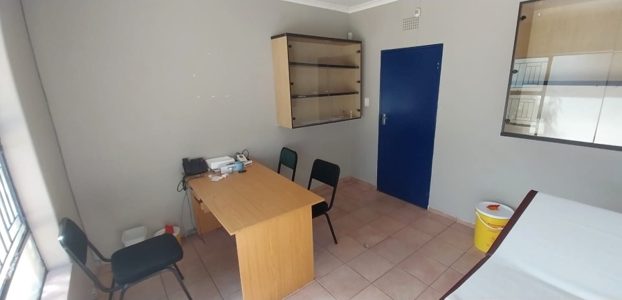 4 Bedroom Property for Sale in Horison Park Gauteng
