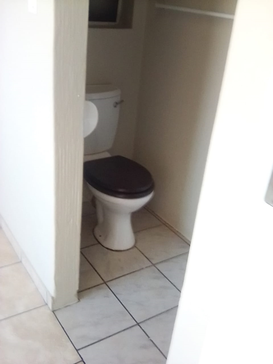 To Let 1 Bedroom Property for Rent in Wonderboom South Gauteng