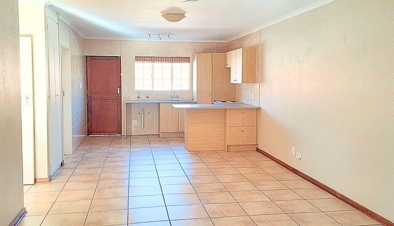 2 Bedroom Property for Sale in Honeydew Grove Gauteng