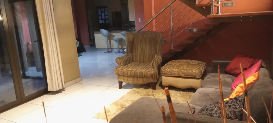 4 Bedroom Property for Sale in Blue Hills Gauteng