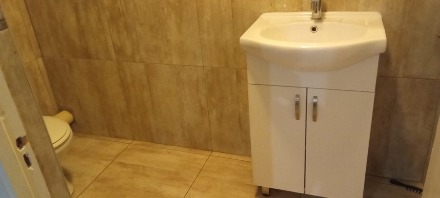 4 Bedroom Property for Sale in Blue Hills Gauteng