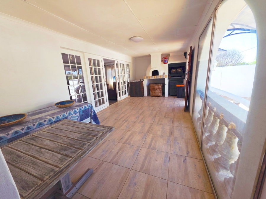 4 Bedroom Property for Sale in Selection Park Gauteng