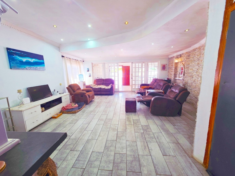 4 Bedroom Property for Sale in Selection Park Gauteng