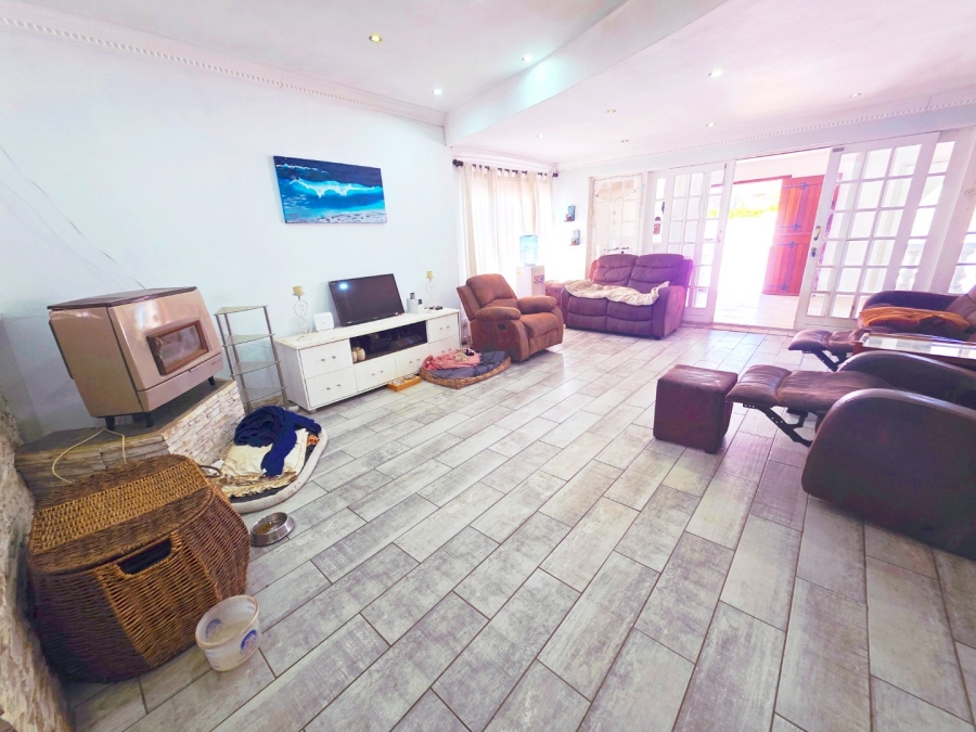 4 Bedroom Property for Sale in Selection Park Gauteng