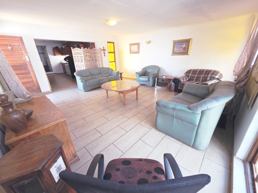 4 Bedroom Property for Sale in Selection Park Gauteng