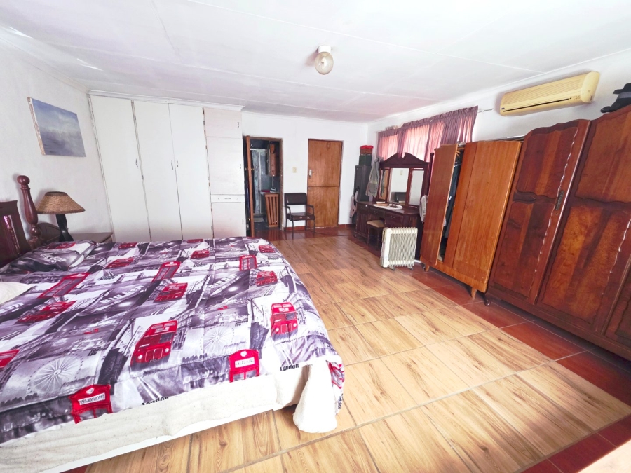 4 Bedroom Property for Sale in Selection Park Gauteng