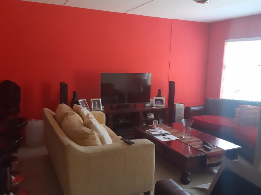 3 Bedroom Property for Sale in Whitney Gardens Gauteng
