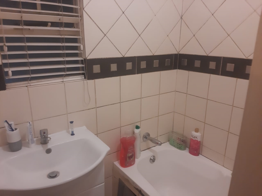 3 Bedroom Property for Sale in Whitney Gardens Gauteng