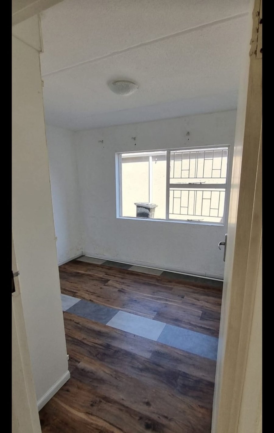 2 Bedroom Property for Sale in Vorna Valley Gauteng