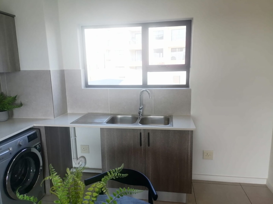 To Let 2 Bedroom Property for Rent in North Riding Gauteng