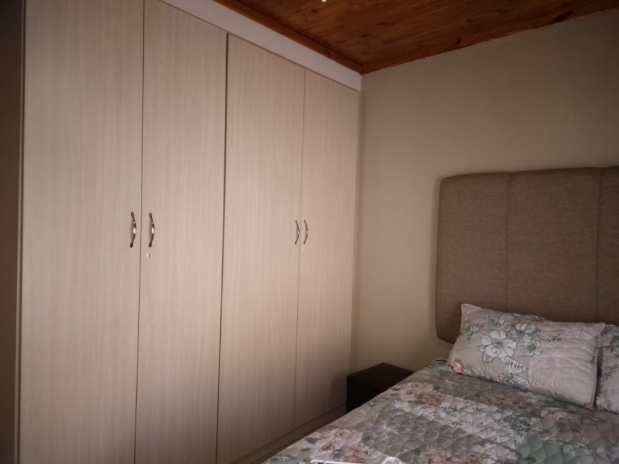 5 Bedroom Property for Sale in Garsfontein Gauteng