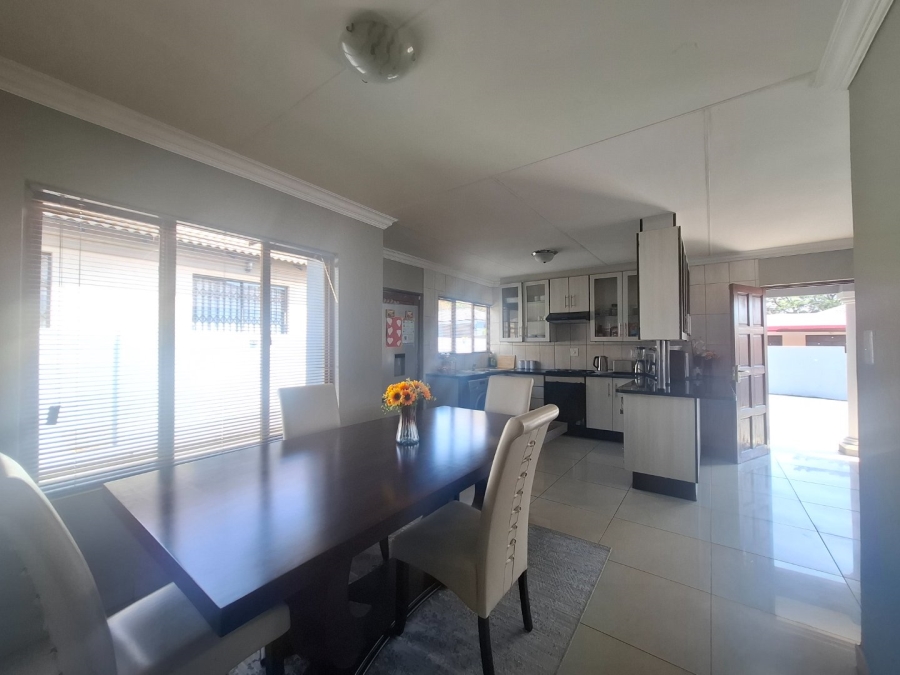 To Let 3 Bedroom Property for Rent in Amandasig Gauteng