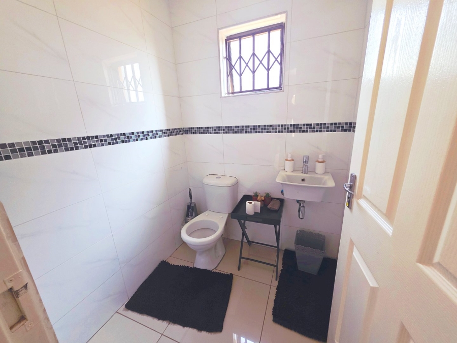 3 Bedroom Property for Sale in Parkrand Gauteng