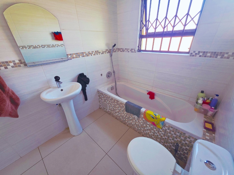3 Bedroom Property for Sale in Parkrand Gauteng