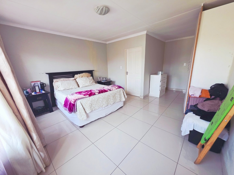 3 Bedroom Property for Sale in Parkrand Gauteng