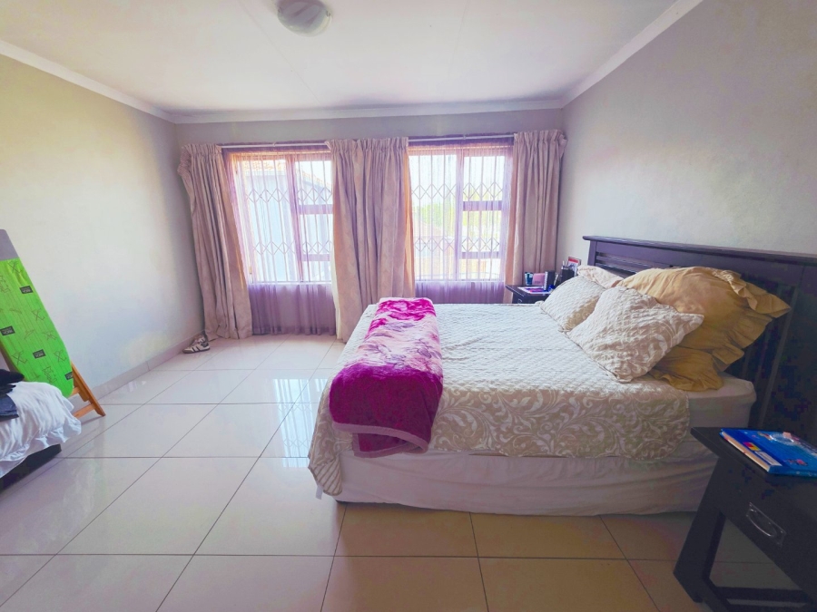 3 Bedroom Property for Sale in Parkrand Gauteng