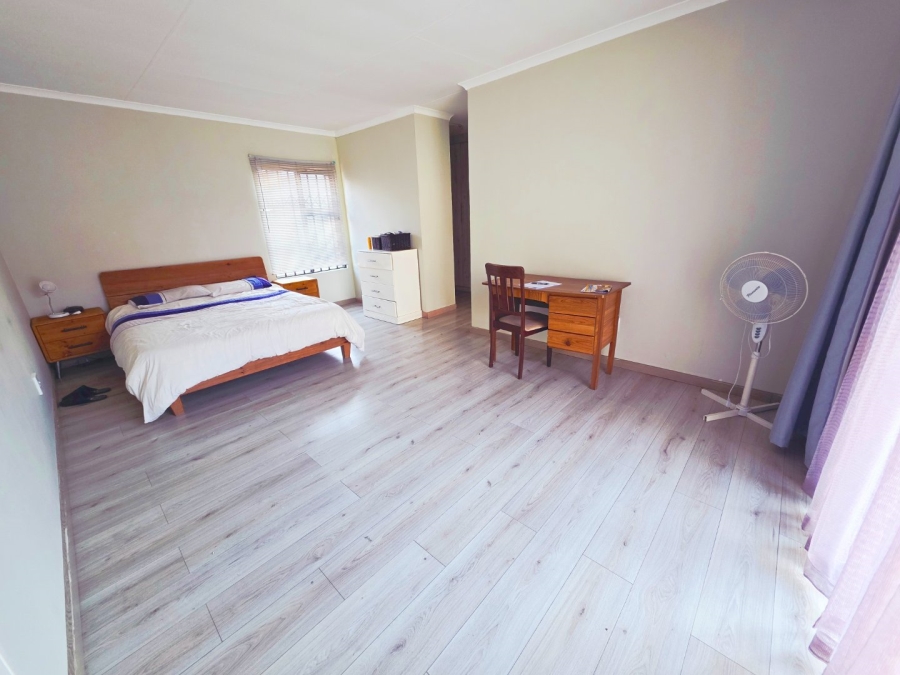 3 Bedroom Property for Sale in Parkrand Gauteng