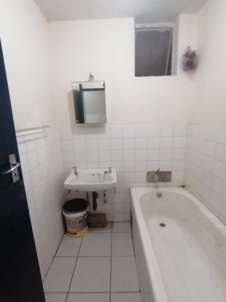 5 Bedroom Property for Sale in Pretoria Gauteng