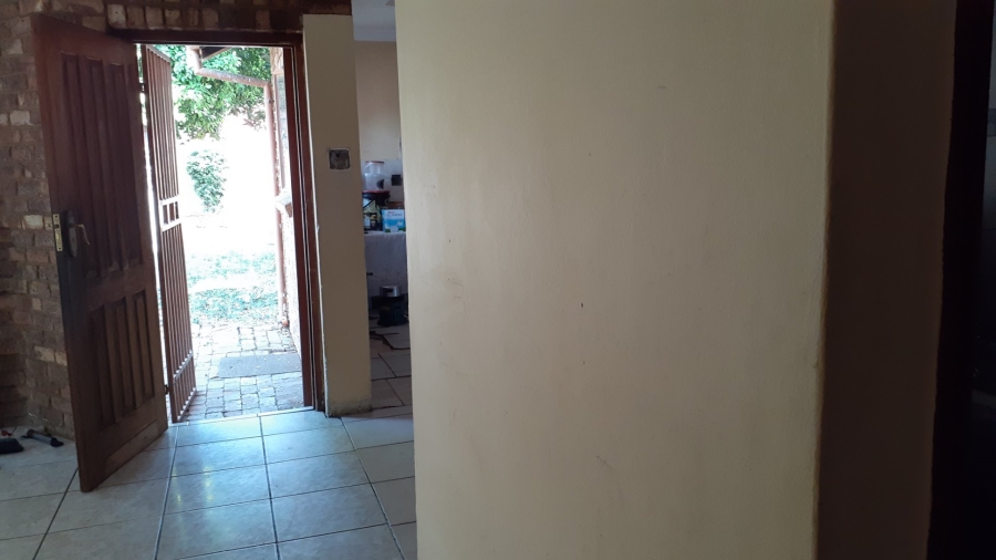 2 Bedroom Property for Sale in The Orchards Gauteng