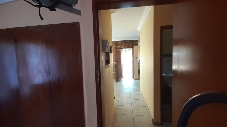 2 Bedroom Property for Sale in The Orchards Gauteng