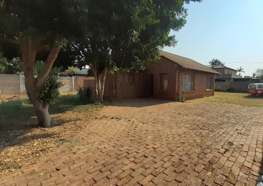 2 Bedroom Property for Sale in The Orchards Gauteng