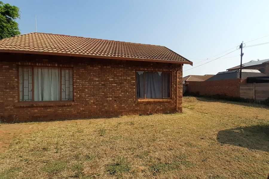 2 Bedroom Property for Sale in The Orchards Gauteng