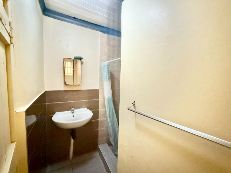 5 Bedroom Property for Sale in The Hill Gauteng
