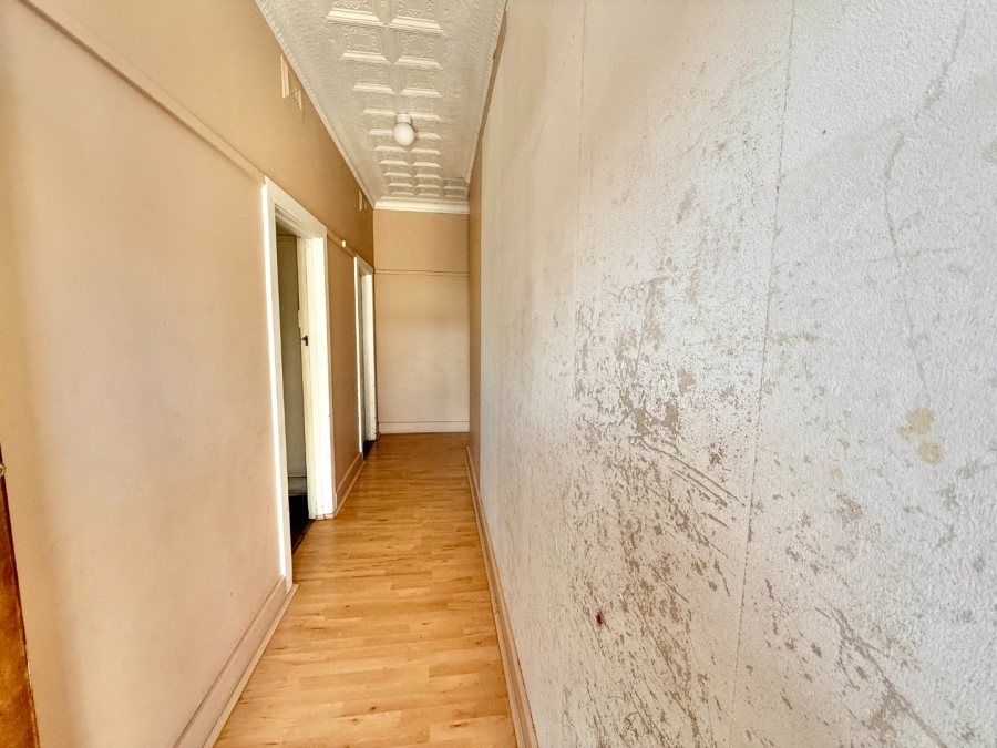 5 Bedroom Property for Sale in The Hill Gauteng