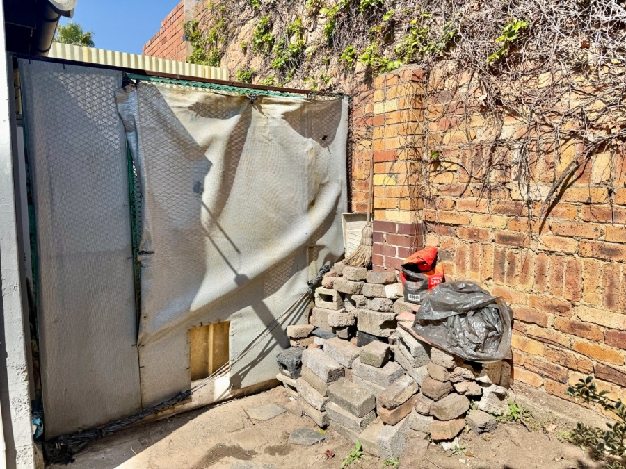5 Bedroom Property for Sale in The Hill Gauteng