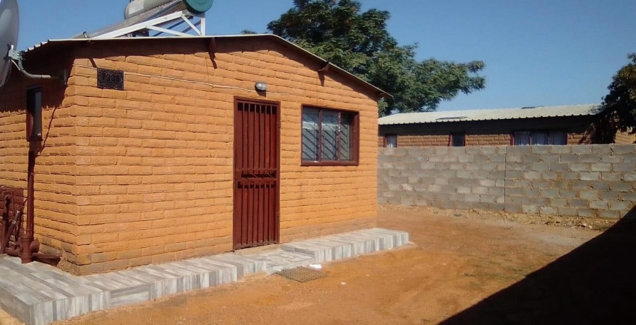 2 Bedroom Property for Sale in Lotus Gardens Gauteng