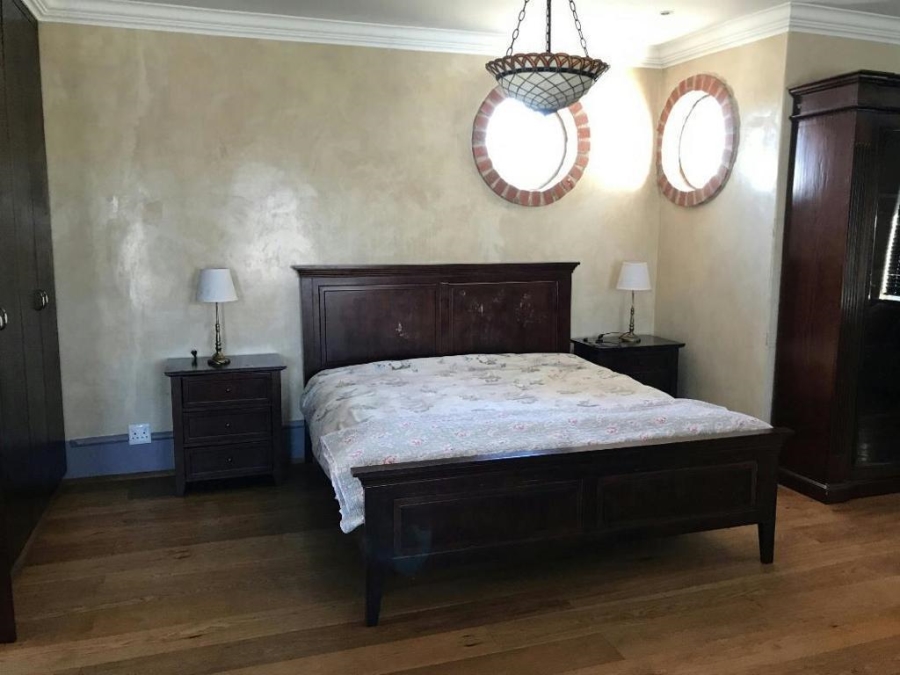 5 Bedroom Property for Sale in Aquavista Mountain Estate Gauteng