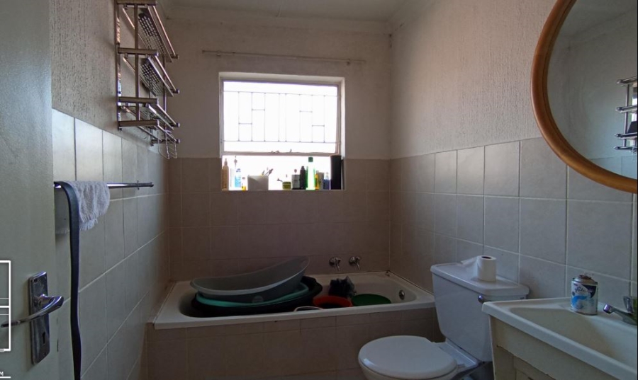 2 Bedroom Property for Sale in Vorna Valley Gauteng